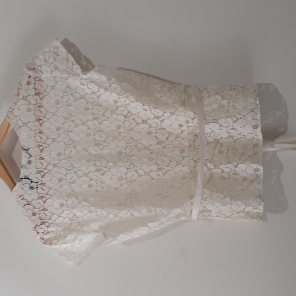 New York and Company Lace Top - Picture 3 of 3